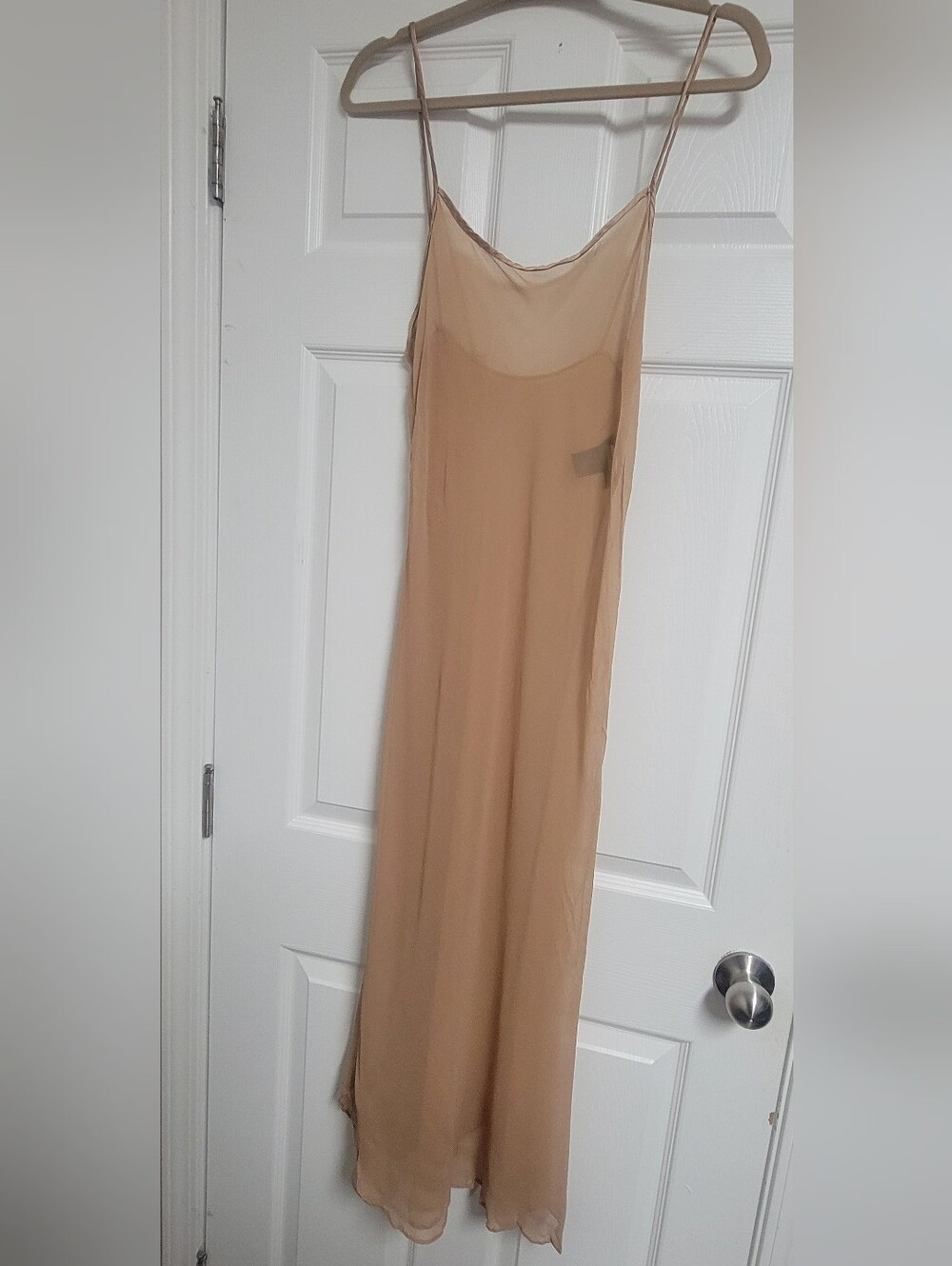 DONNA KARAN INTIMATES 100% Silk Sheer Nightgown in Nude Size Large.